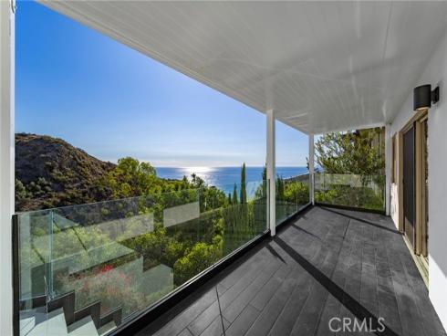 685  Nyes   Place, Laguna Beach, CA