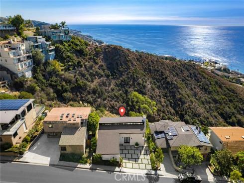 685  Nyes   Place, Laguna Beach, CA