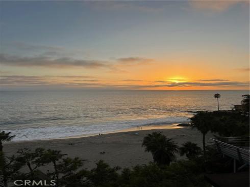 31935  Coast Hwy  , Laguna Beach, CA