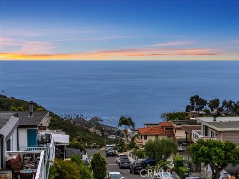 1094  Noria   Street, Laguna Beach, CA