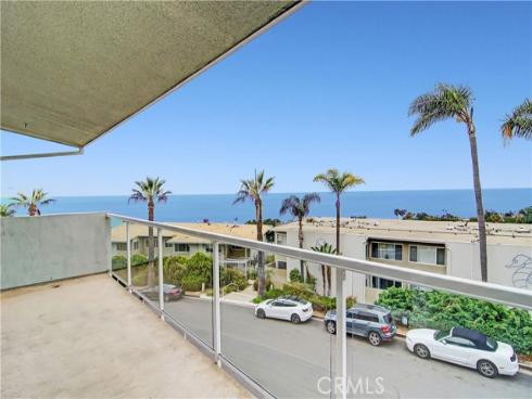 21703  Ocean Vista  302-A  Drive, Laguna Beach, CA