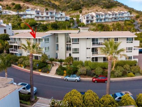 21703  Ocean Vista  302-A  Drive, Laguna Beach, CA