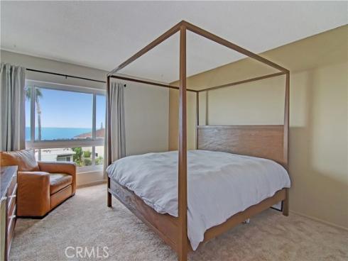 21703  Ocean Vista  302-A  Drive, Laguna Beach, CA