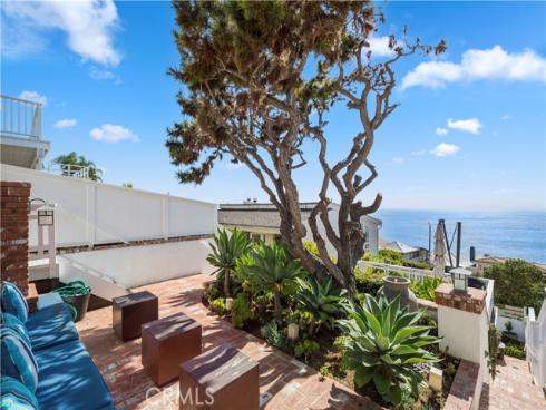 32086  Coast   Highway, Laguna Beach, CA