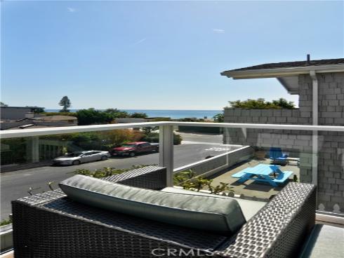 166  Fairview   Street, Laguna Beach, CA