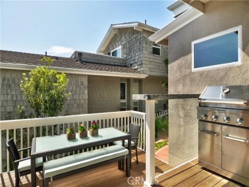 166  Fairview   Street, Laguna Beach, CA