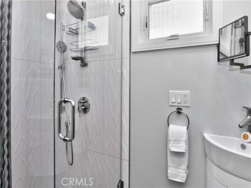 166 Fairview Street, Laguna Beach, CA