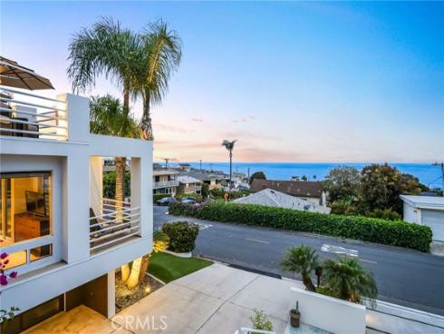 818  Hillcrest   Drive, Laguna Beach, CA