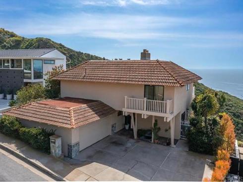 635  Nyes Pl  , Laguna Beach, CA