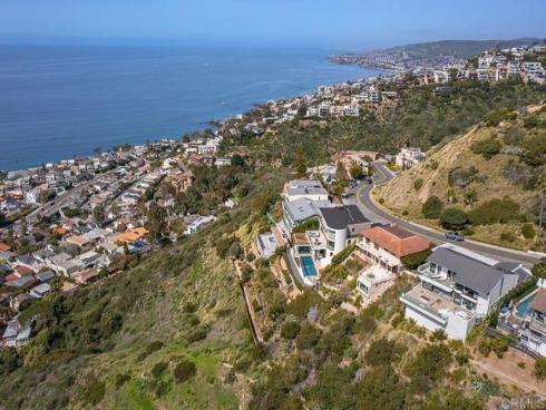 635  Nyes Pl  , Laguna Beach, CA