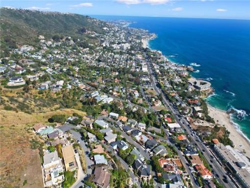 31452  Ceanothus   Drive, Laguna Beach, CA