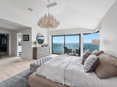 32 N La Senda   Drive, Laguna Beach, CA