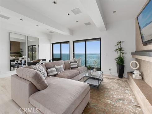 32 N La Senda   Drive, Laguna Beach, CA