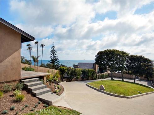 32 N La Senda   Drive, Laguna Beach, CA