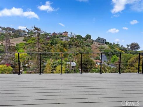 990  Meadowlark   Drive, Laguna Beach, CA