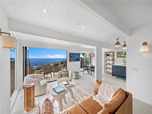 2845  Rounsevel  , Laguna Beach, CA