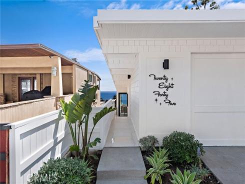 2845  Rounsevel  , Laguna Beach, CA