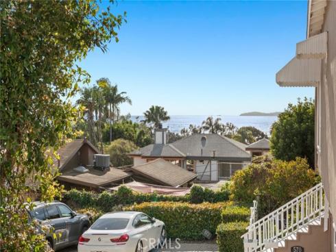 575  Blumont  , Laguna Beach, CA