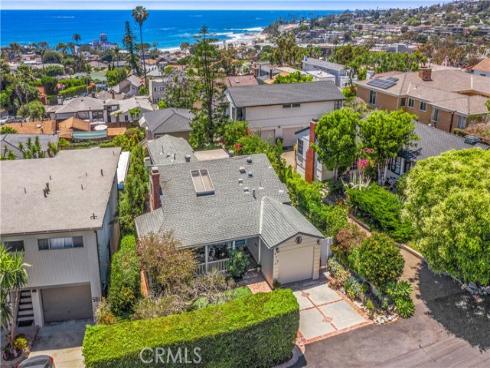 575  Blumont  , Laguna Beach, CA