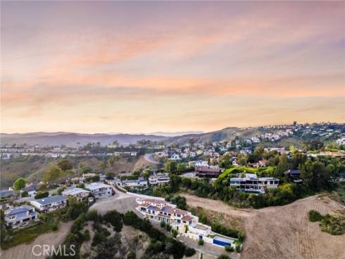 2095  Temple Hills   Drive, Laguna Beach, CA