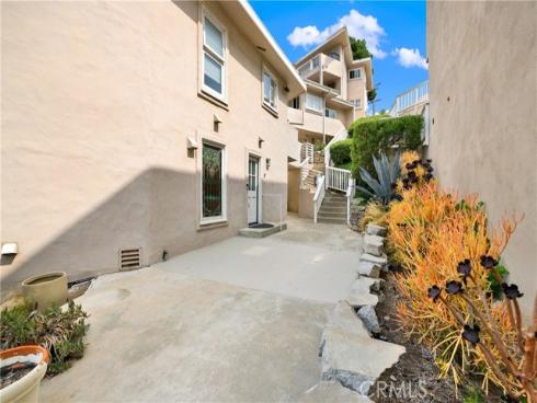 21712  Wesley  8  Drive, Laguna Beach, CA