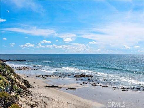 1585 S Coast  32 , Laguna Beach, CA