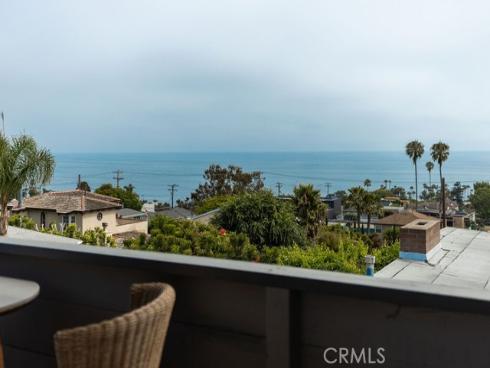 284  Chiquita   Street, Laguna Beach, CA