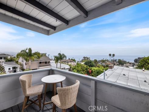 284  Chiquita   Street, Laguna Beach, CA