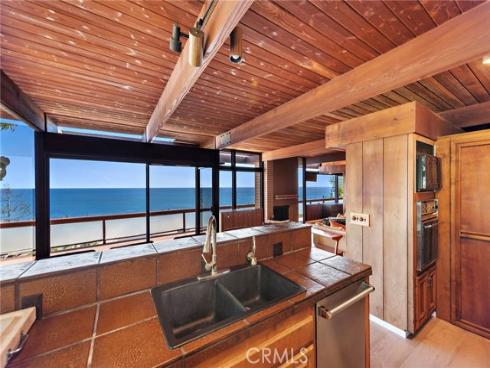 394  Pinecrest   Drive, Laguna Beach, CA