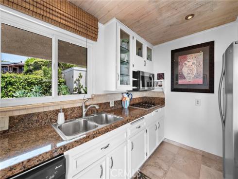 21662  Ocean Vista  D  Drive, Laguna Beach, CA