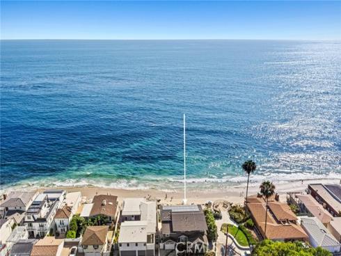 155  Oak   Street, Laguna Beach, CA