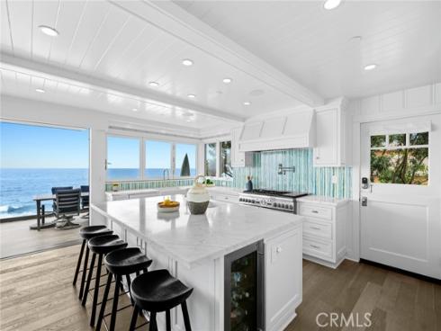 155  Oak   Street, Laguna Beach, CA