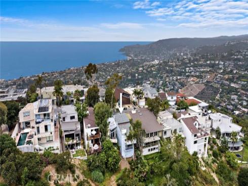 1330  La Mirada   Street, Laguna Beach, CA