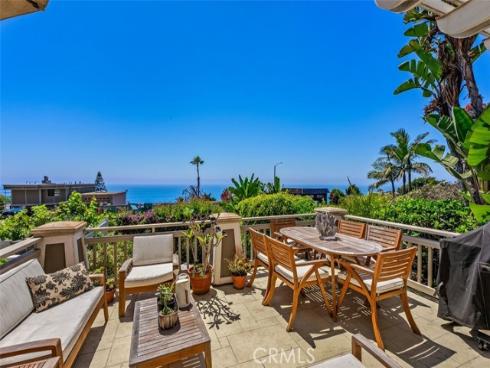 32002  Coast Hwy  , Laguna Beach, CA