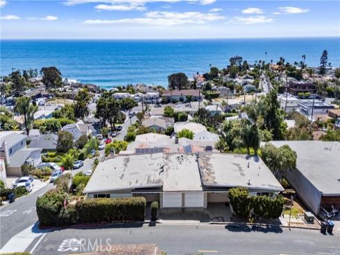 1445  Hillcrest   Drive, Laguna Beach, CA