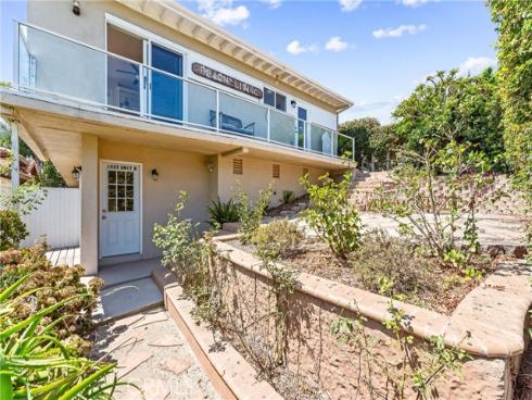 1445  Hillcrest   Drive, Laguna Beach, CA