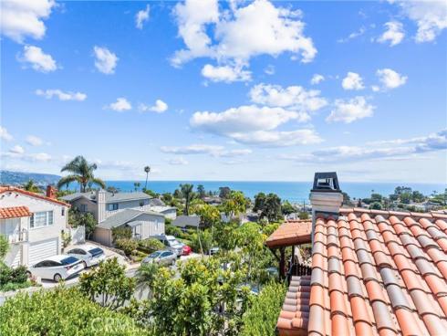 1445  Hillcrest   Drive, Laguna Beach, CA