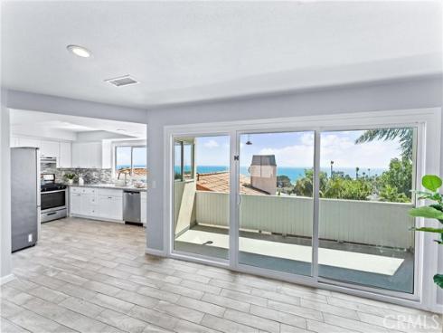 1445  Hillcrest   Drive, Laguna Beach, CA