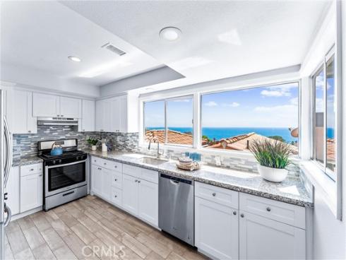 1445  Hillcrest   Drive, Laguna Beach, CA