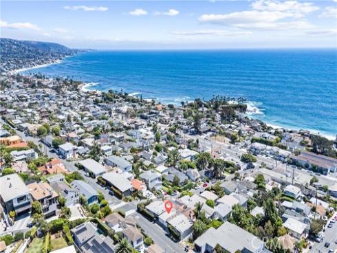 1445  Hillcrest   Drive, Laguna Beach, CA