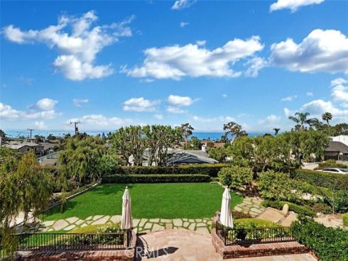 451  Hawthorne   Road, Laguna Beach, CA