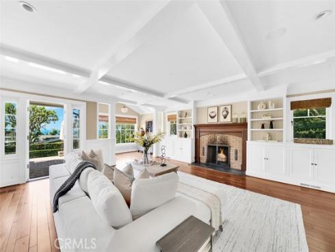 451  Hawthorne   Road, Laguna Beach, CA