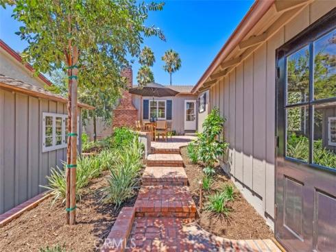 385  Hawthorne   Road, Laguna Beach, CA