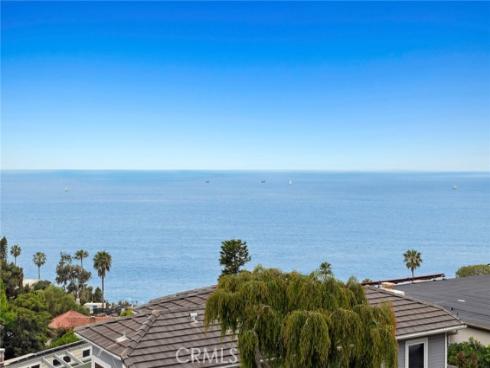 31452  Holly   Drive, Laguna Beach, CA