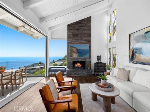 31452  Holly   Drive, Laguna Beach, CA