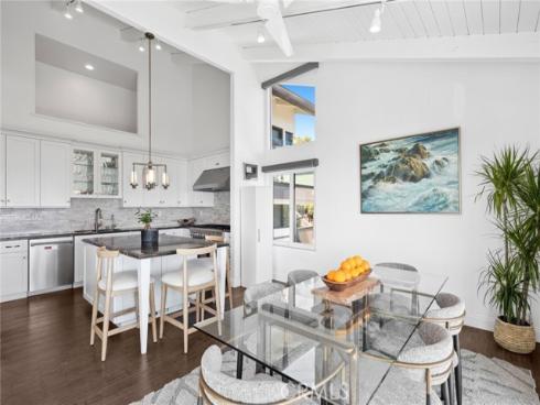 31452  Holly   Drive, Laguna Beach, CA