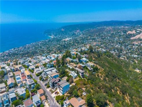 1140  Noria   Street, Laguna Beach, CA