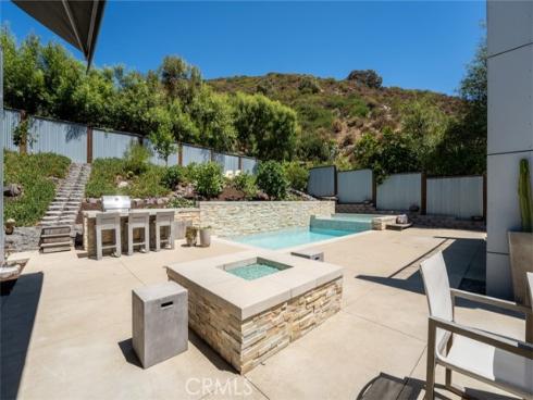 276  Canyon Acres   Drive, Laguna Beach, CA