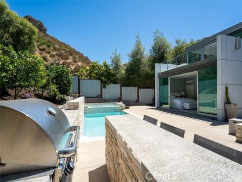 276  Canyon Acres   Drive, Laguna Beach, CA