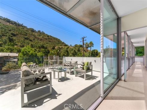 276  Canyon Acres   Drive, Laguna Beach, CA